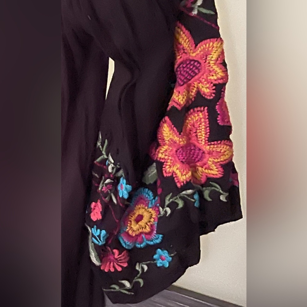 Avani del amour Beautiful Boutique Black Embroidered Blouse… Sz XL 🖤 - Picture 13 of 13